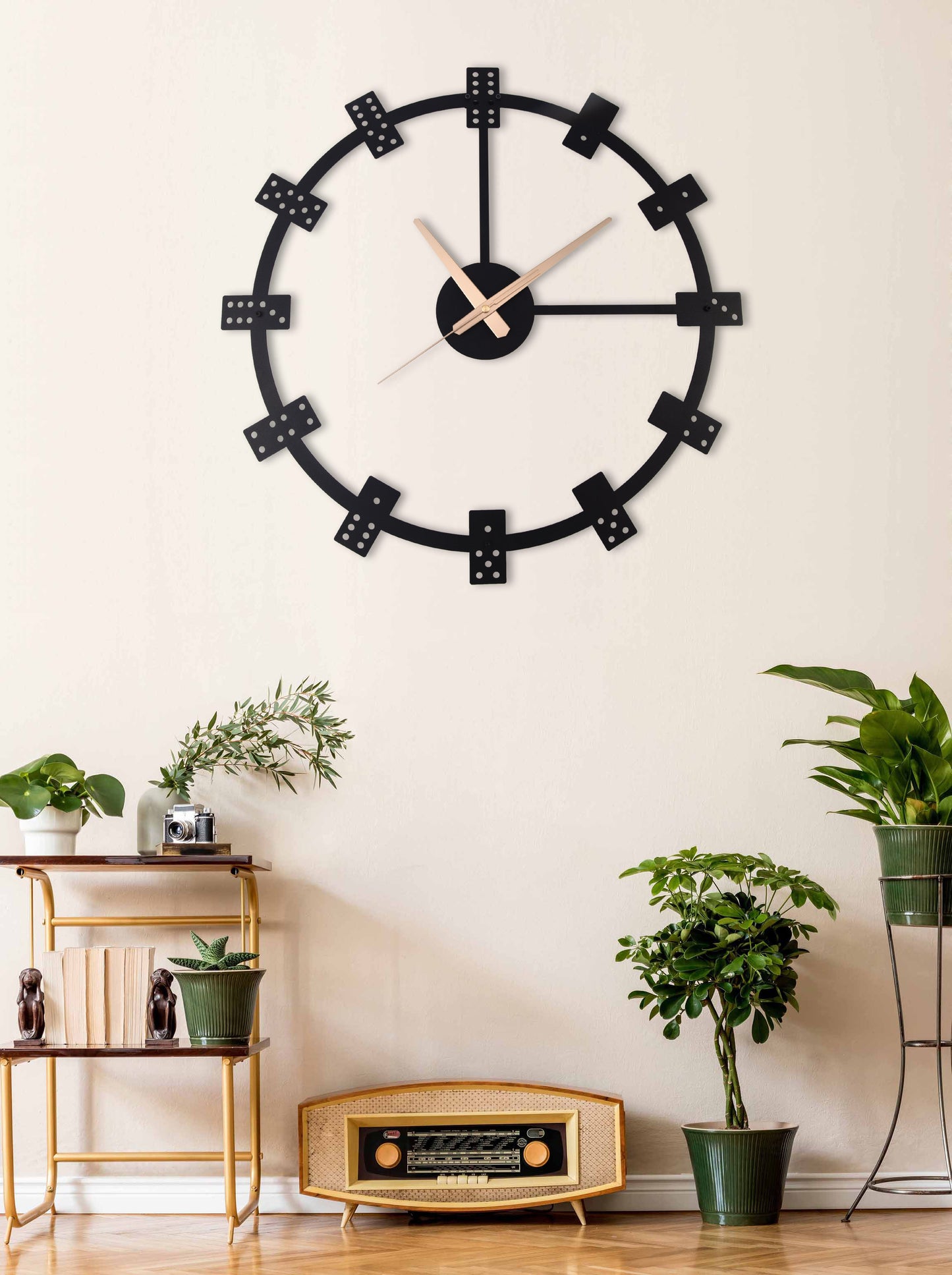 89-Dekoratif Metal Duvar Saati