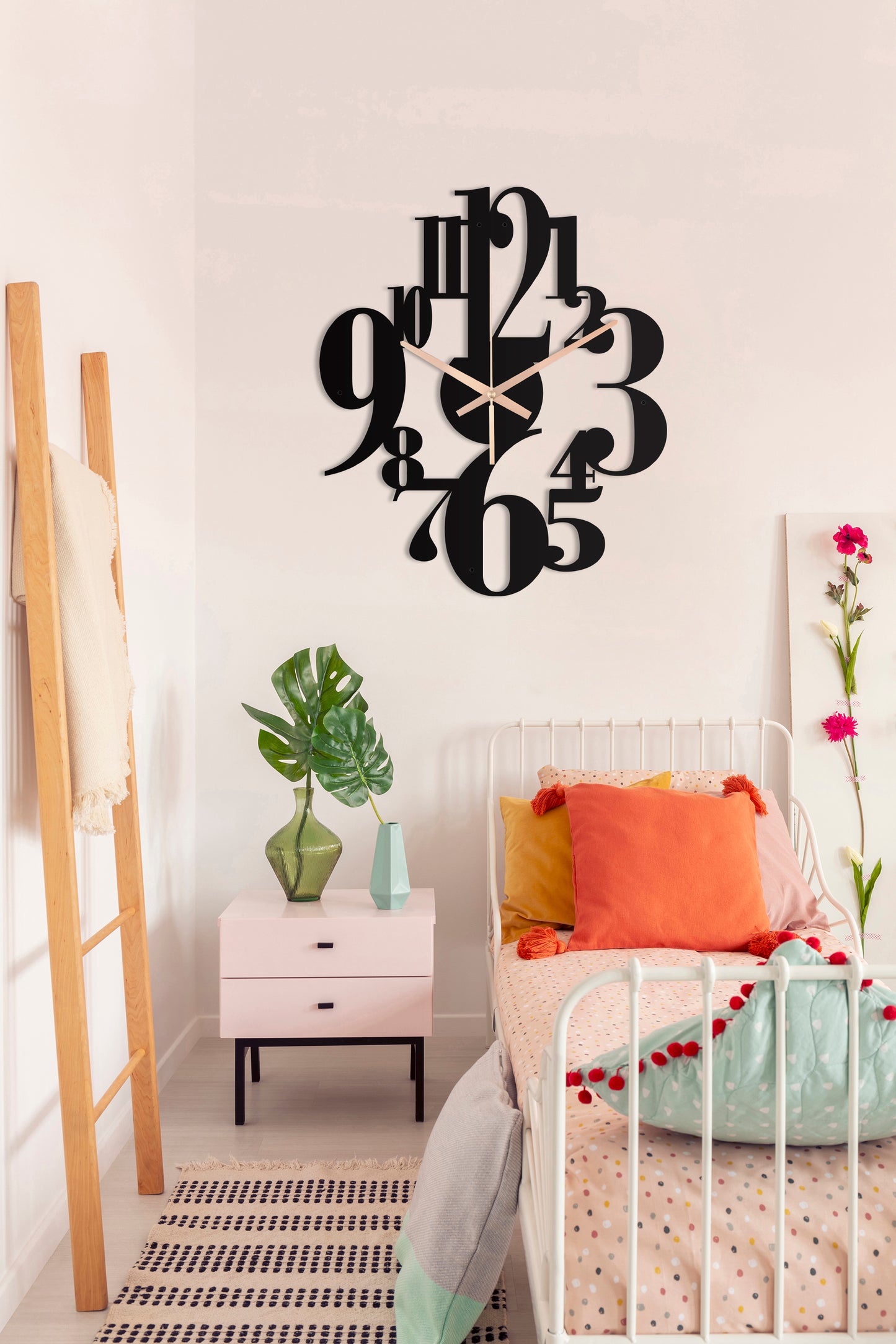 100-Dekoratif Metal Duvar Saati