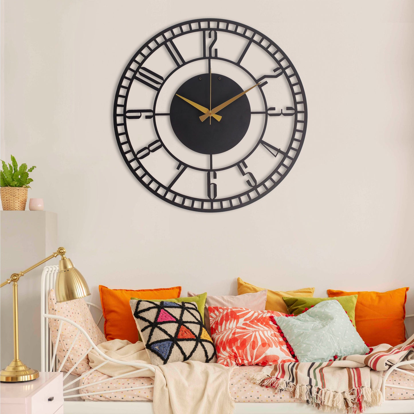 13-Dekoratif Metal Duvar Saati