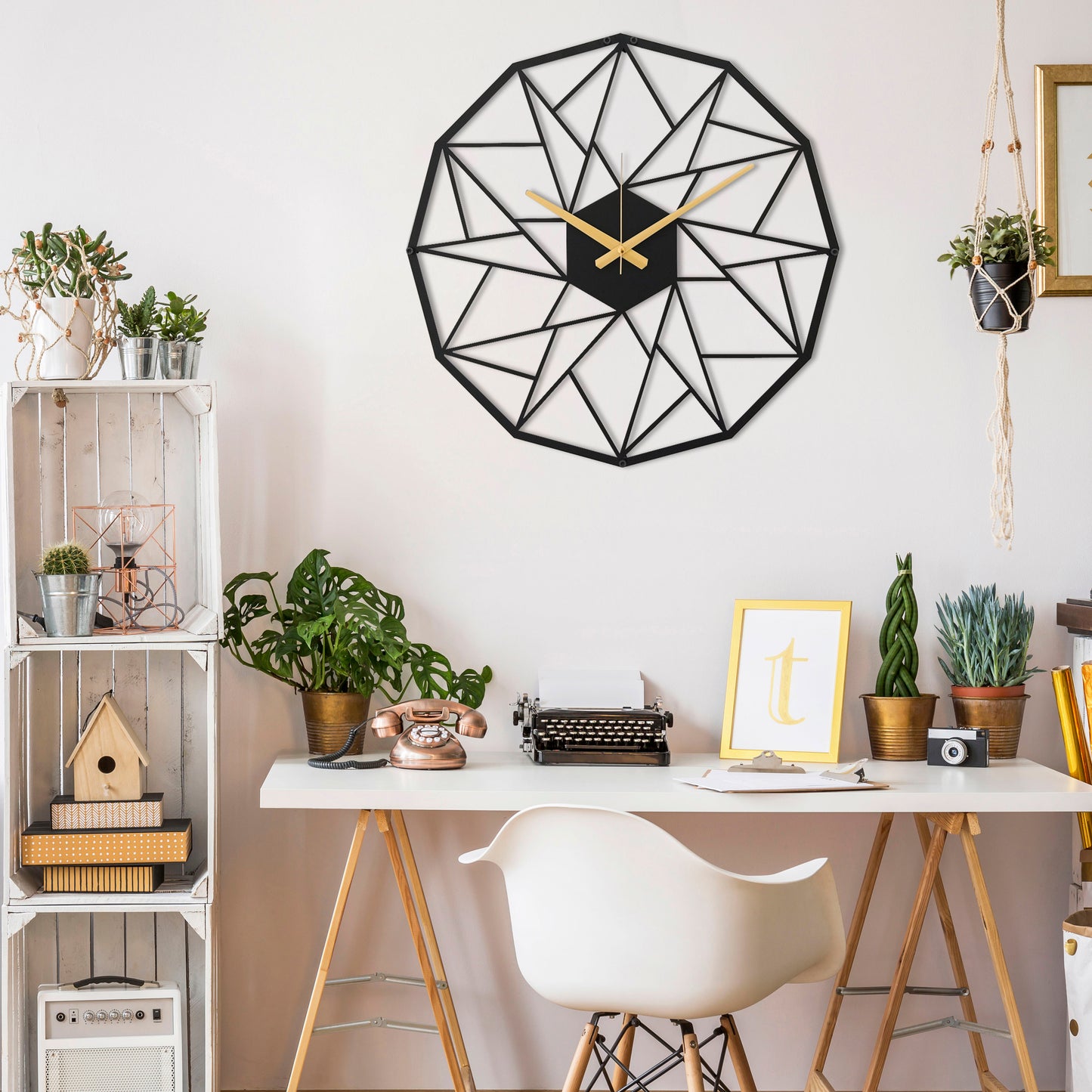 17-Dekoratif Metal Duvar Saati