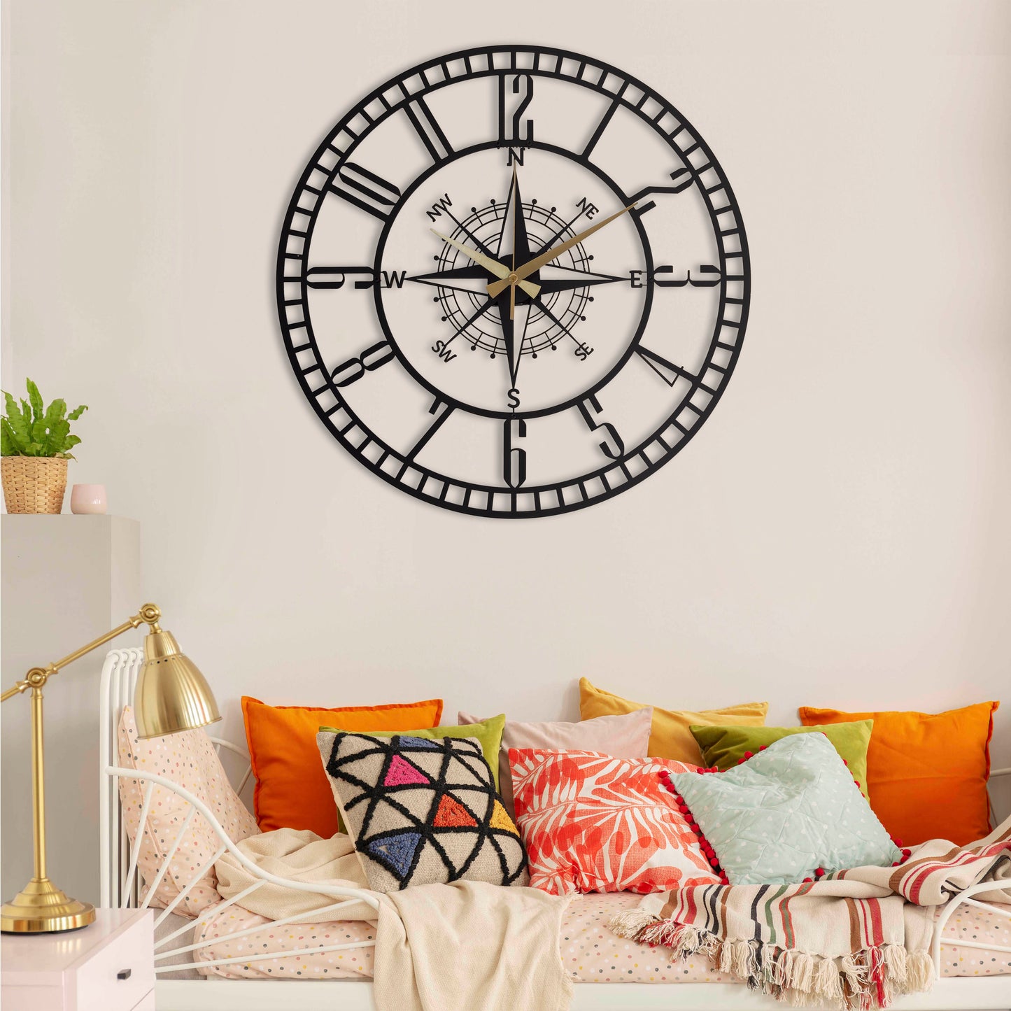 34-Dekoratif Metal Duvar Saati