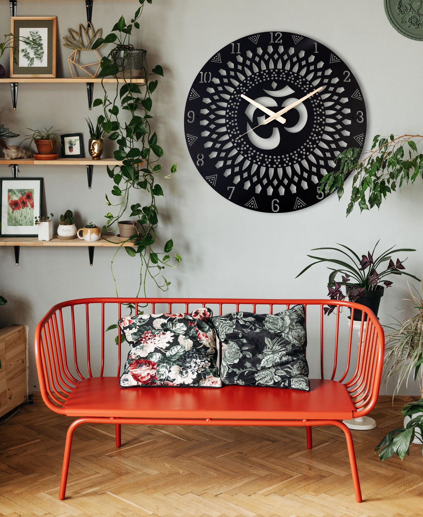 84-Dekoratif Metal Duvar Saati