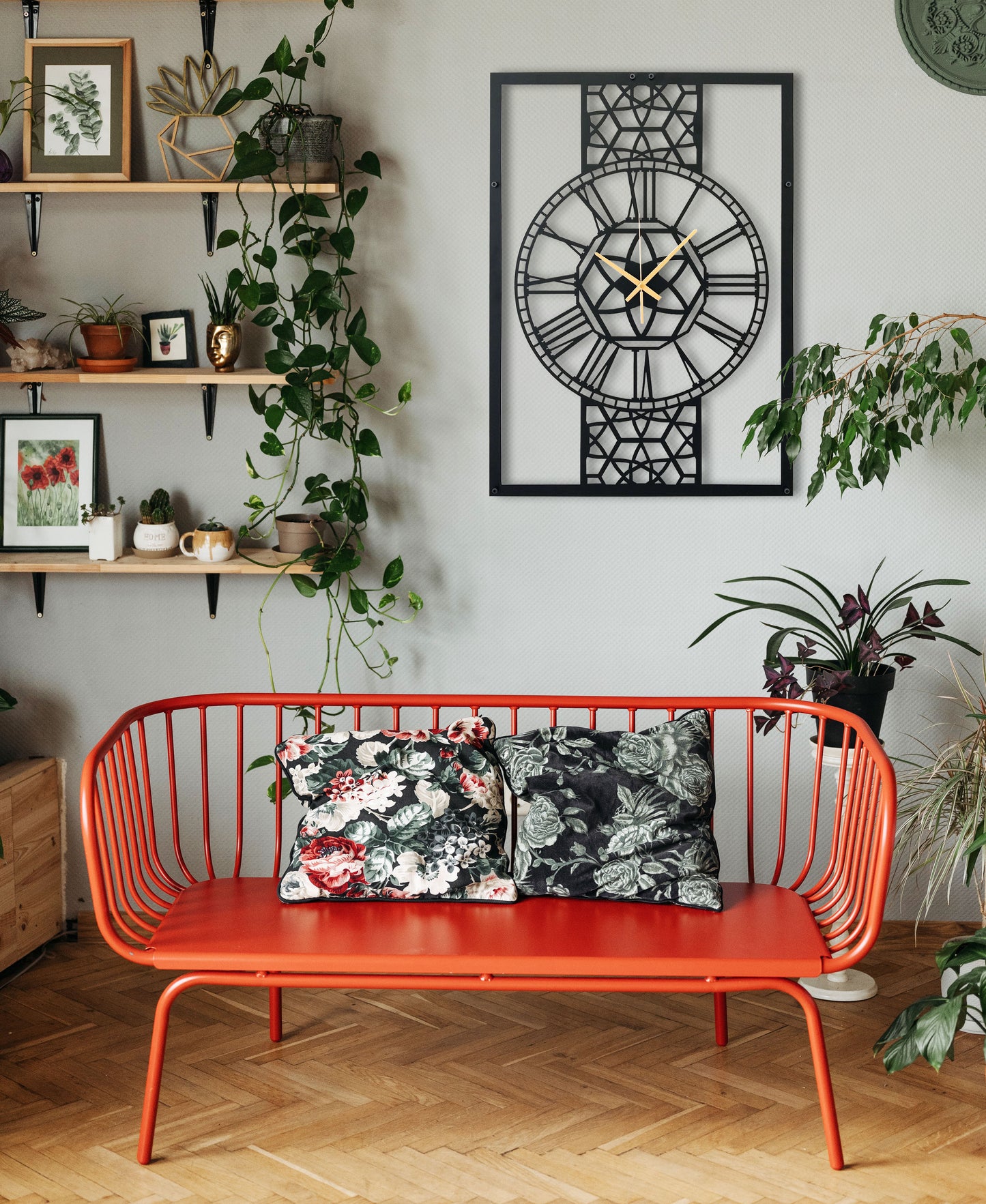 88-Dekoratif Metal Duvar Saati