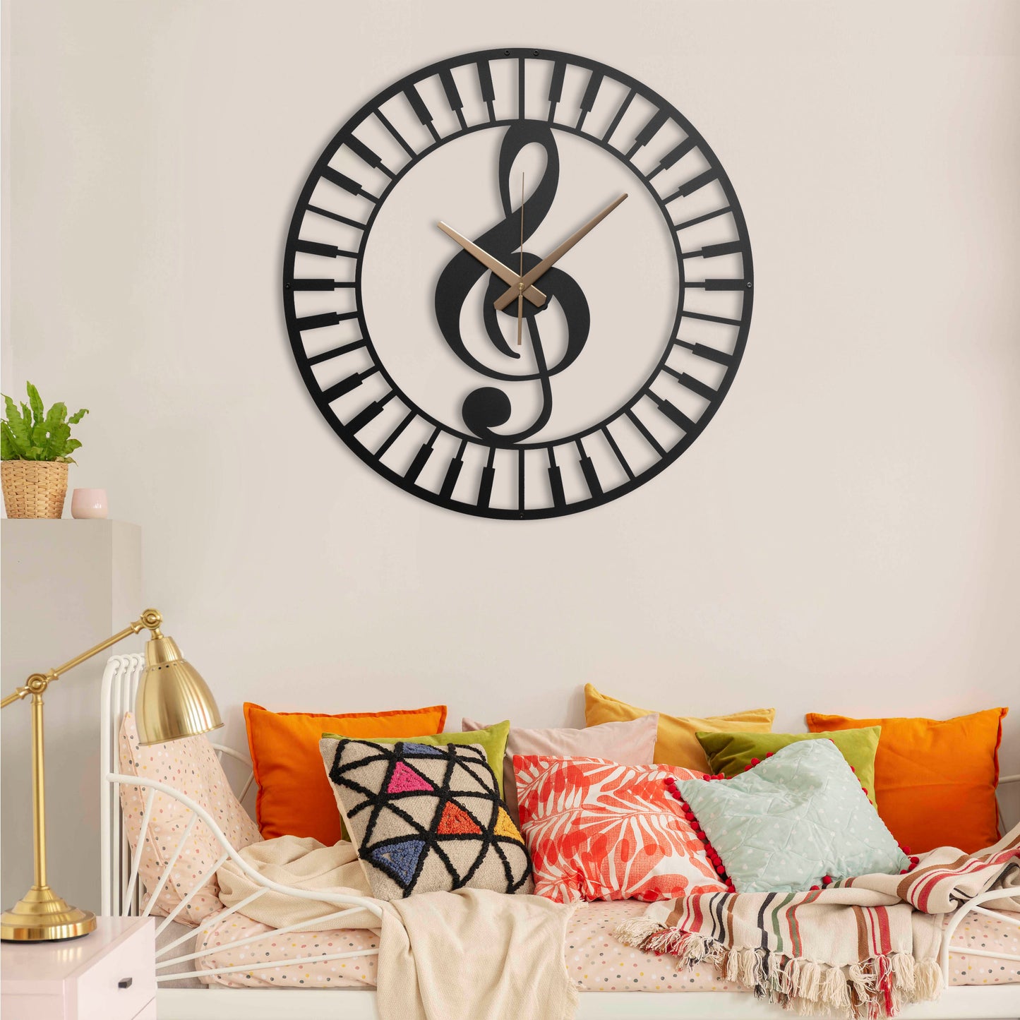 114-Dekoratif Metal Duvar Saati