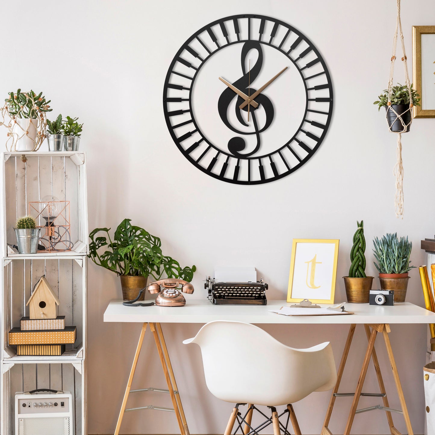 114-Dekoratif Metal Duvar Saati